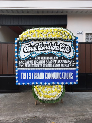 Papan Bunga Duka di Petuk Barunai